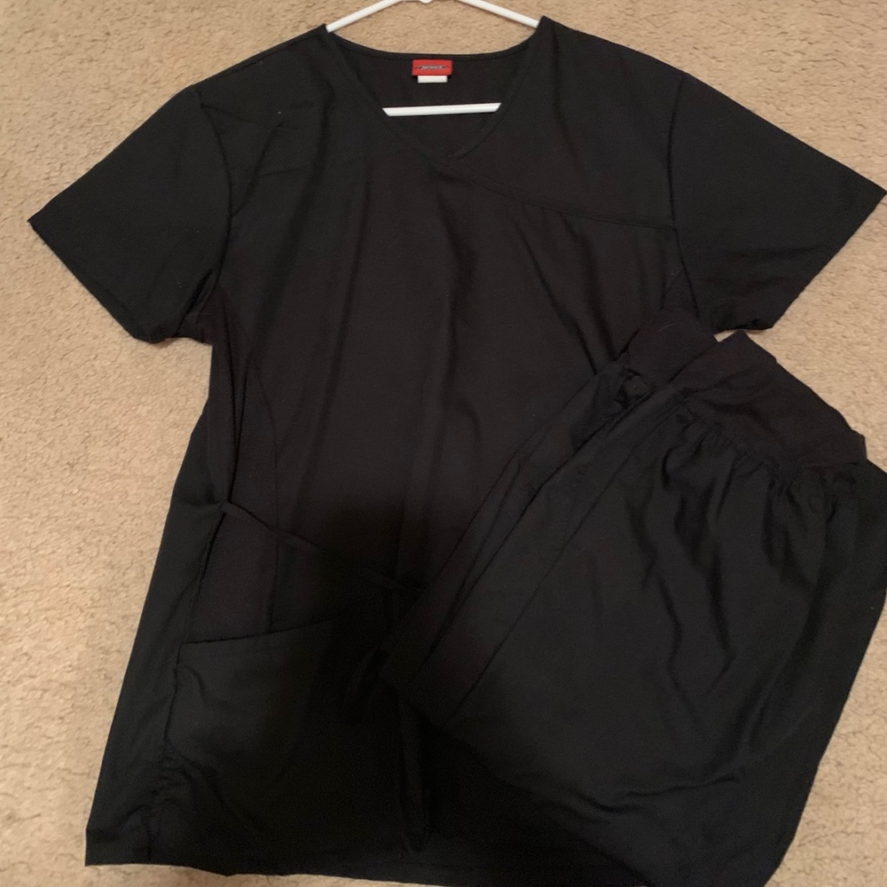 Dickies Black Scrub Set